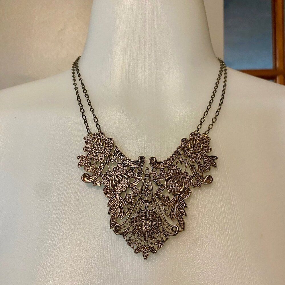 Antique Bronze Floral Filigree Statement Necklace Vintage Style - Picture 2 of 2